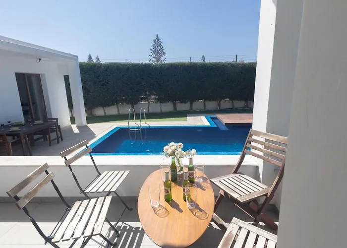 Holiday home Satin Svi1 By Interhome